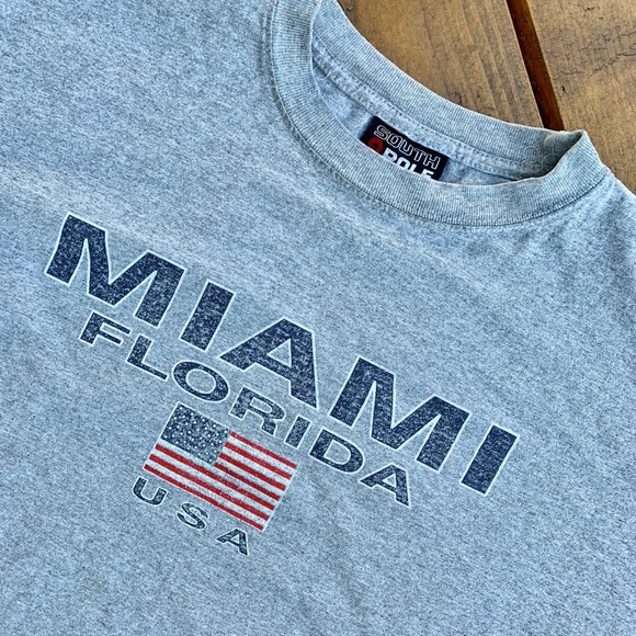 Vintage South Pole “Miami, FL USA” T-shirt - Picture 2 of 2